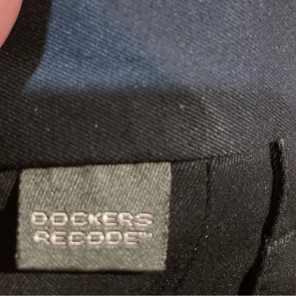 Men’s docker pants. - Picture 3 of 4